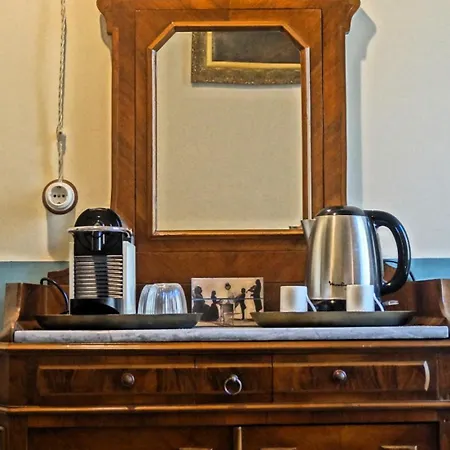 Historical Vvm Bed & Breakfast
