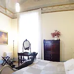 Historical Vvm Bed & Breakfast 4*