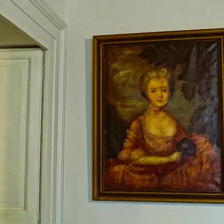 Historical Vvm 4* 레체