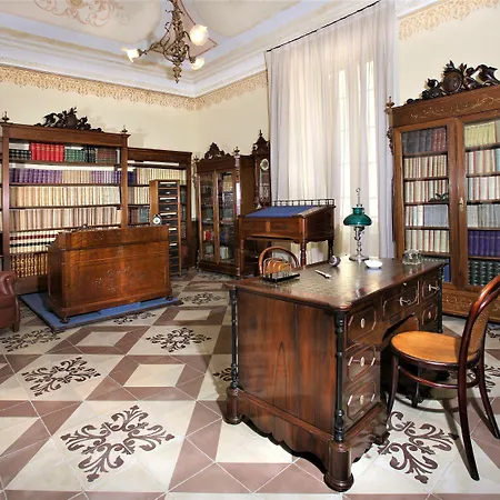 Historical Vvm B&B 4*